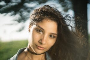 新朝ドラ『風、薫る』早くも物議！ベテラン女優ナレーションの“聞き取りづらさ”問題、その真意は？