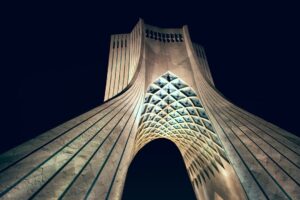 【緊急速報】イラン紛争、今後数日が世界の行方を左右する！米国防長官が発する“警告”の真意