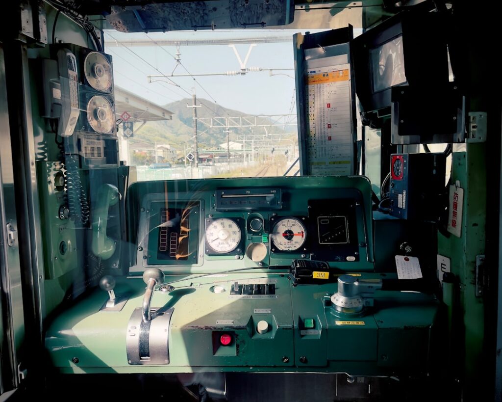 【堕天使Hum】 | 【緊急速報】森保監督の決断！日本代表vsイングランド、三笘・鎌田・伊東・佐野海ら精鋭集結の「最強スタメン」発表！