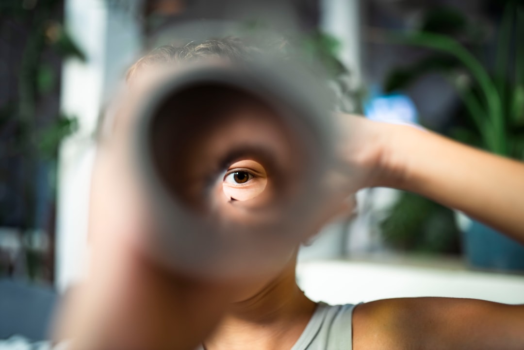 新名神事故の衝撃：DNA鑑定で繋がった6つの命、単身赴任の父と静岡一家の悲しい真実