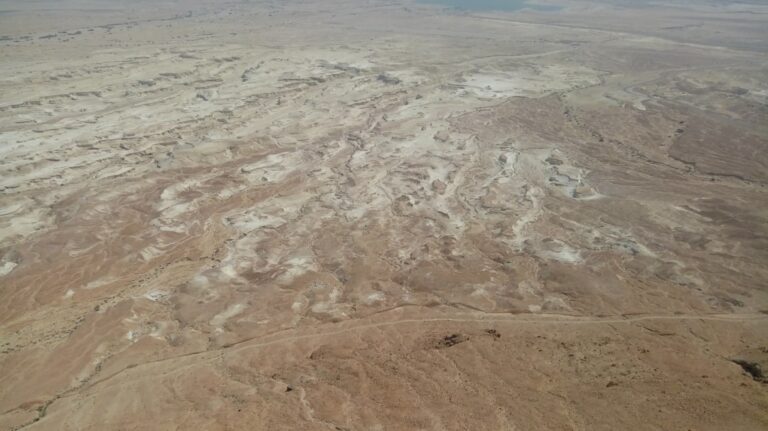 イスラエル、ヒズボラ拠点200超を空爆!駐米大使の「停戦拒否」発言が示す深層とは? YouTube HUM | イスラエル、ヒズボラ拠点200超を空爆!駐米大使の「停戦拒否」発言が示す深層とは?