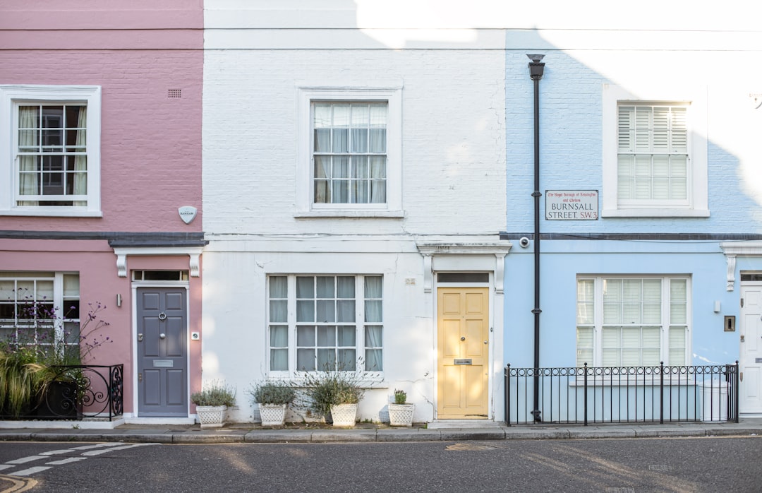 【速報】リカちゃんがまさかの家電とコラボ！コロナ発“ゆめかわ除湿機”で部屋が夢空間に？