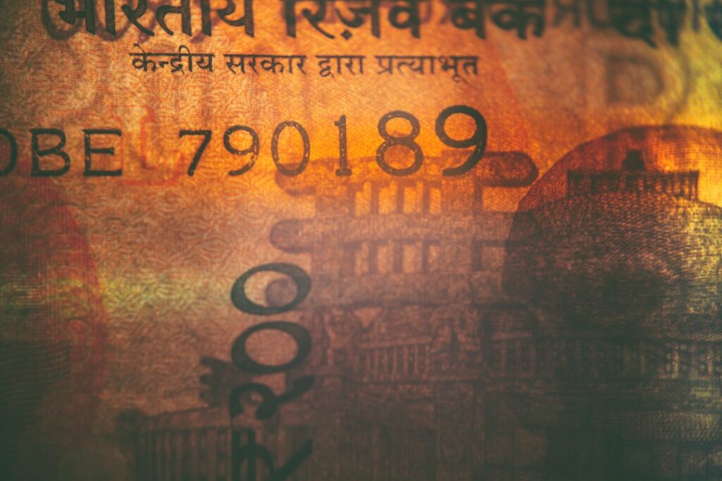 【堕天使Hum】 | 【闇深い事件】液体かけられ病院へ→まさかの1300万円詐欺「受け子」疑惑！その真相とは？