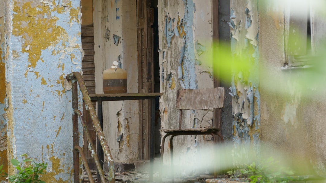 【惜別】雪に沈んだ旧陸軍兵舎の物語：200人の兵士と戦後の人々を見守った歴史の重み