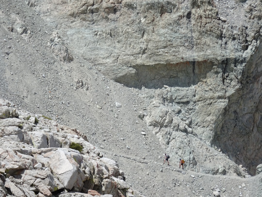 世界の原油供給に黄信号！ホルムズ海峡の機雷除去に最大6ヶ月かかる衝撃