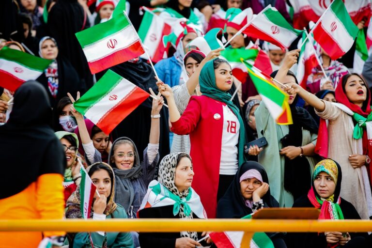 世界が固唾をのむ!トランプ氏、イラン協議をパキスタンで「2日以内」再開へ──その狙いと全影響を徹底解説 YouTube HUM | 世界が固唾をのむ!トランプ氏、イラン協議をパキスタンで「2日以内」再開へ──その狙いと全影響を徹底解説