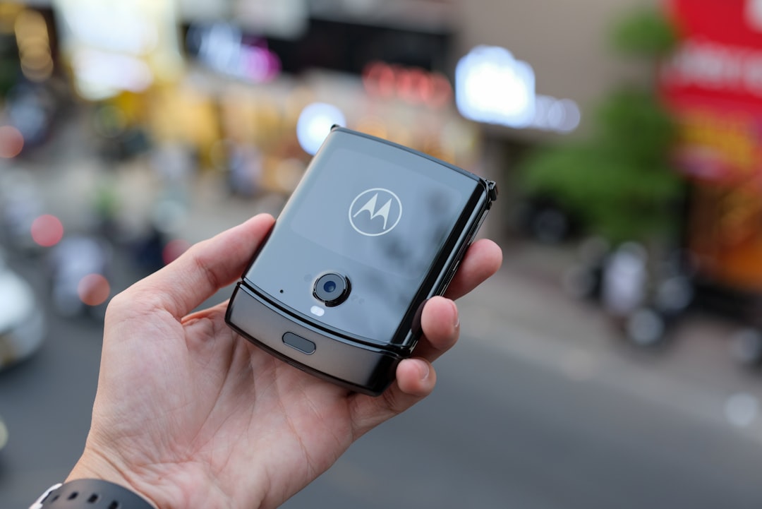GW Amazonセール速報！Motorola razr 60など人気ガジェットが大特価、今すぐチェック！