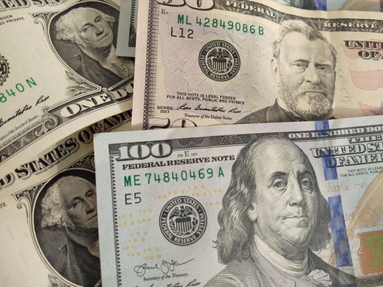 衝撃の49.8点!米ミシガン大消費者信頼感、過去最低を記録した理由とは? YouTube HUM | 衝撃の49.8点!米ミシガン大消費者信頼感、過去最低を記録した理由とは?
