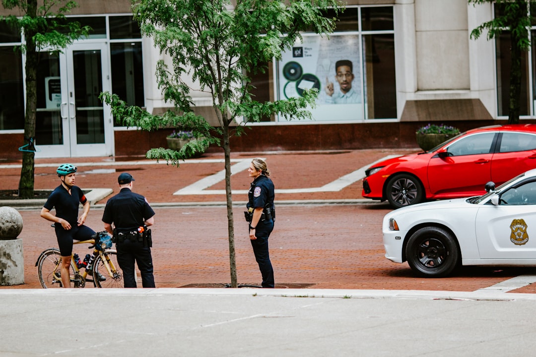 【衝撃】8年間の逃亡劇に終止符！六本木女性死亡事件、マレーシアから帰国の男が殺人容疑で逮捕