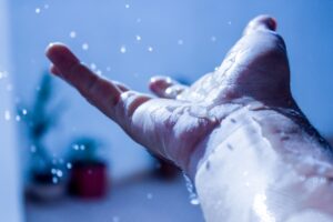 【緊急速報】今夜から明朝にかけて大雨厳重警戒！四国・近畿・東海で命を守る行動を