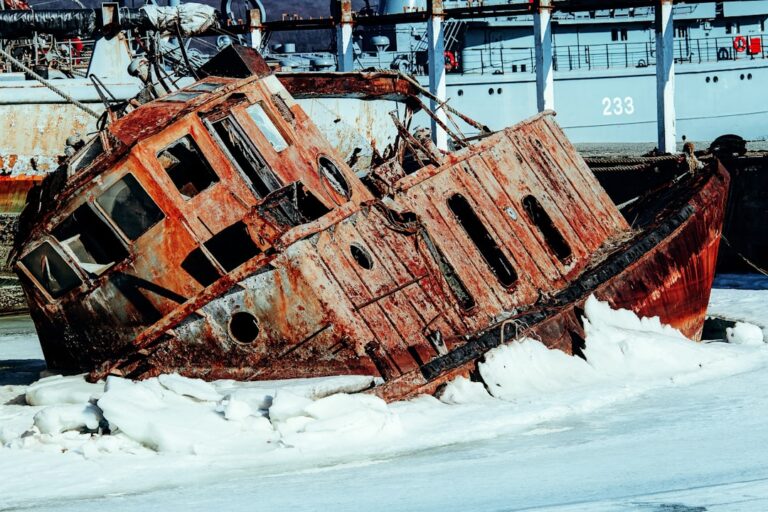 YouTube HUM | 衝撃！イラン通信社が報じた米軍艦「ミサイル回避」の真実とは？【ホルムズ海峡の危機】