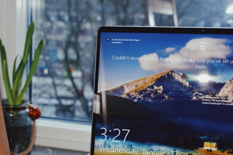 【衝撃】テレビもタブレットもプロジェクターも不要に?KTCの32型4K移動式モニターが未来を変える! YouTube HUM | 【衝撃】テレビもタブレットもプロジェクターも不要に?KTCの32型4K移動式モニターが未来を変える!