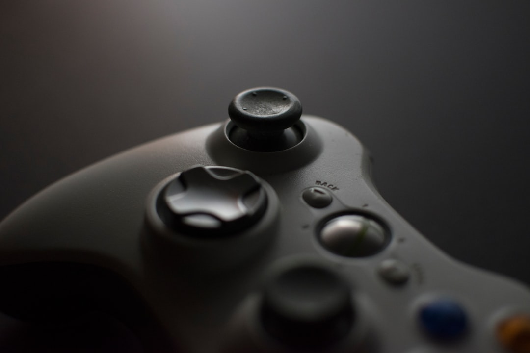 【堕天使Hum】 | PS5ゲーマー待望!「SCUF Omega」公式ライセンスで爆誕、あなたのゲームプレイが劇的に進化する! PS5ゲーマー待望!「SCUF Omega」公式ライセンスで爆誕、あなたのゲームプレイが劇的に進化する!