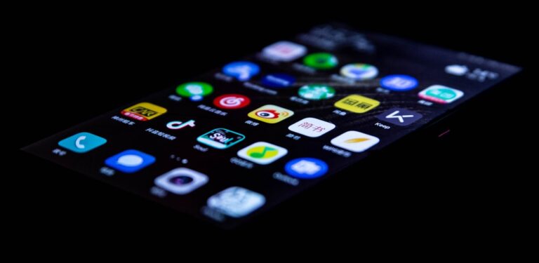 Android 17で安心爆上げ!詐欺電話を強制終了&紛失スマホを即ロック!究極のセキュリティ新時代が到来 YouTube HUM | Android 17で安心爆上げ!詐欺電話を強制終了&紛失スマホを即ロック!究極のセキュリティ新時代が到来