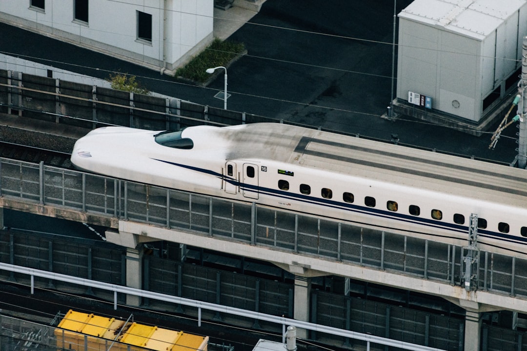 【堕天使Hum】 | 北陸新幹線延伸の裏側で何が?鉄道局長が日本維新の会に謝罪した『不適切発言』の全貌 北陸新幹線延伸の裏側で何が?鉄道局長が日本維新の会に謝罪した『不適切発言』の全貌