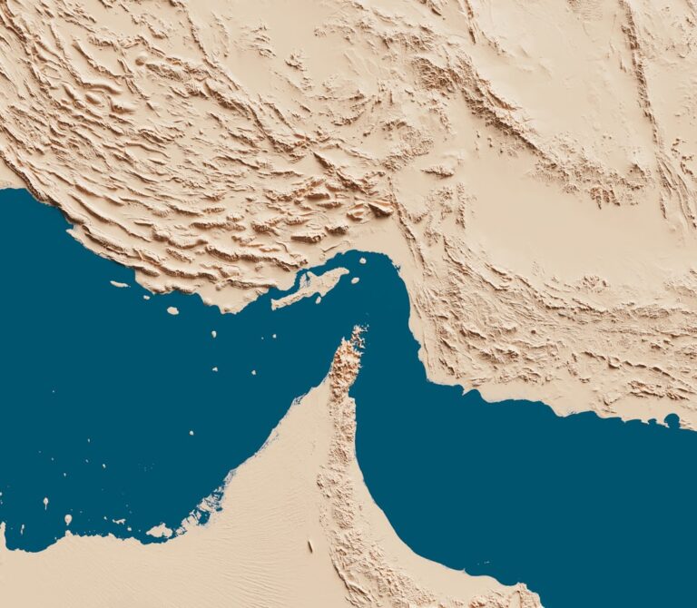 YouTube HUM | 【緊急事態】米軍、イランに報復攻撃！世界のエネルギー動脈・ホルムズ海峡の緊迫