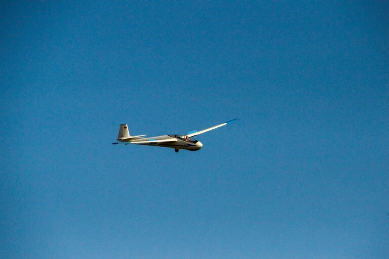 空の国境線が揺れる!NATO機、エストニア上空で無人機撃墜 – ウクライナが断言する「ロシア誘導」の深層 YouTube HUM | 空の国境線が揺れる!NATO機、エストニア上空で無人機撃墜 – ウクライナが断言する「ロシア誘導」の深層