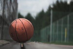 【Bリーグ速報】ベストファイブ発表！富永啓生が快挙、日本人唯一の選出に湧く！