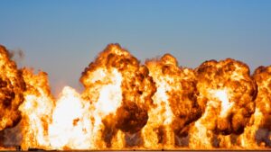 速報！イランがイスラエルへミサイル発射！停戦破りの「報復連鎖」中東情勢に激震走る