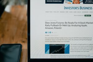 市場激震！日経平均1700円安、AI半導体株に売り。米利上げ観測で何が起きている？