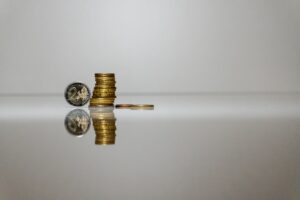 【緊急速報】利上げであなたの「お財布」は変わる！金利1%時代を賢く乗り切るサバイバル術