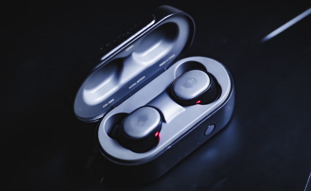 Razer Hammerhead V3 HyperSpeed本音レビュー：超低遅延は光る、でも「あと一歩」足りないワケ