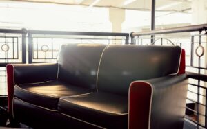 まるで映画館？！ニトリ初の「体感型シアターソファ」で、おうち時間が究極のエンタメ空間に！