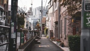 【速報】13日東京株式市場：静寂を破るか、様子見継続か？鍵を握るポイントを徹底解説！