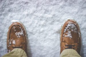 立ち仕事の救世主現る！GLOBAL WORKの“軽量スニーカーサンダル”で足の痛みにサヨナラ！驚きのセール価格でゲットするチャンス！