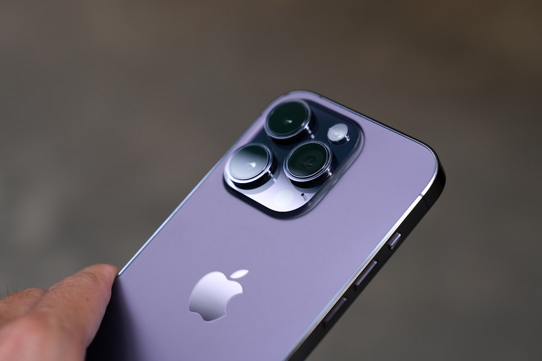 iPhone 17、まさかの大波乱！最大2.5万円値上げであなたの購入計画どうする？