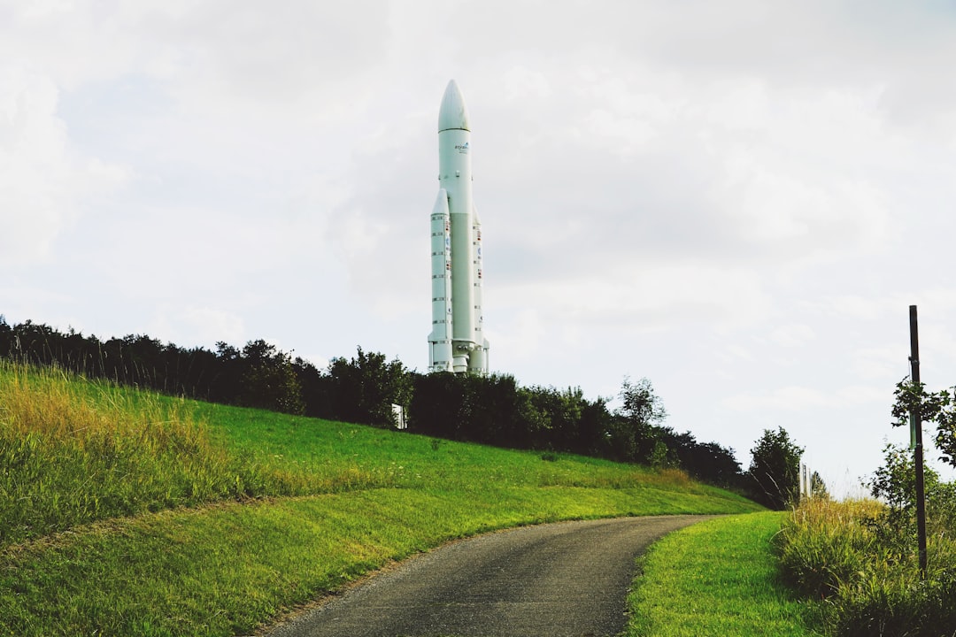 【堕天使Hum】 | データ革命!中国「天鏈2号06星」打ち上げで宇宙通信はどう変わる? データ革命!中国「天鏈2号06星」打ち上げで宇宙通信はどう変わる?