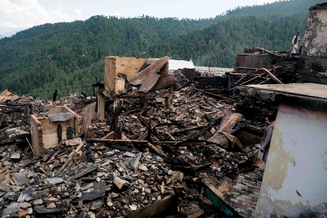 【衝撃の証言】イオンモール熊本、2026年熊本地震で爆発直前を脱出！ 命の恩人は従業員だった