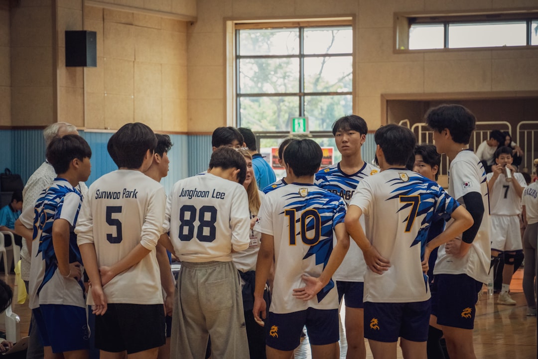 【堕天使Hum】 | 女子バレー新章開幕!石川真佑主将が語るパリ五輪への決意、宮部藍梨も合流で最強布陣へ【メンバー14人公開】 女子バレー新章開幕!石川真佑主将が語るパリ五輪への決意、宮部藍梨も合流で最強布陣へ【メンバー14人公開】