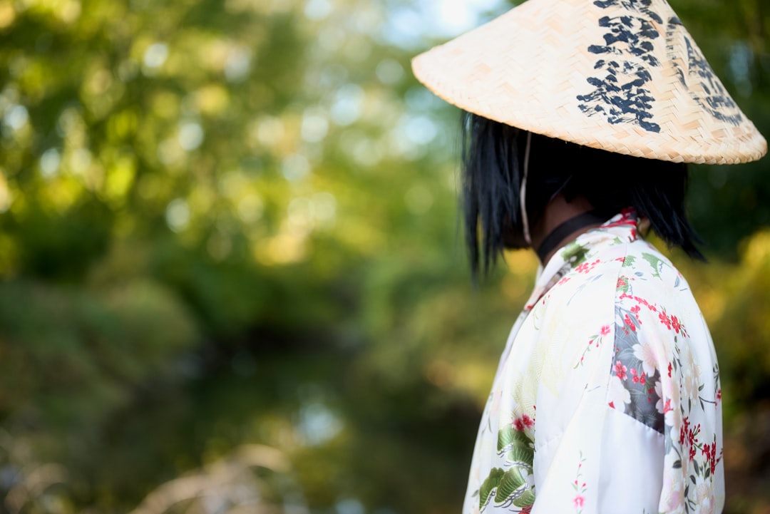 【堕天使Hum】 | 女性プロ棋士への道、輝く第一歩!西山朋佳が白玲戦で快勝スタート 女性プロ棋士への道、輝く第一歩!西山朋佳が白玲戦で快勝スタート