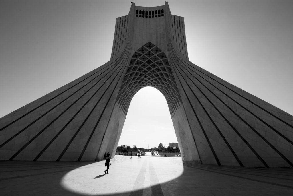 【堕天使Hum】 | 【衝撃分析】イラン情勢の泥沼化でトランプが韓国に怒りの矛先を向ける理由