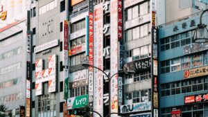 【緊急速報】日経平均、衝撃の2134円安！あなたの資産はどうなる？