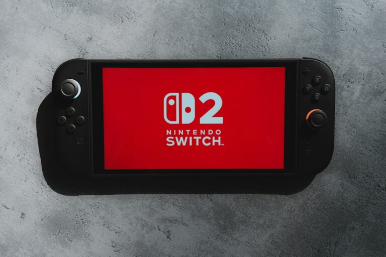 Switch 2キーカードの違い・購入ガイド用Nintendo Switch 2イメージ YouTube HUM | Switch 2キーカードとは?通常カードと何が違う?中古・ネット接続・容量を解説【2026】